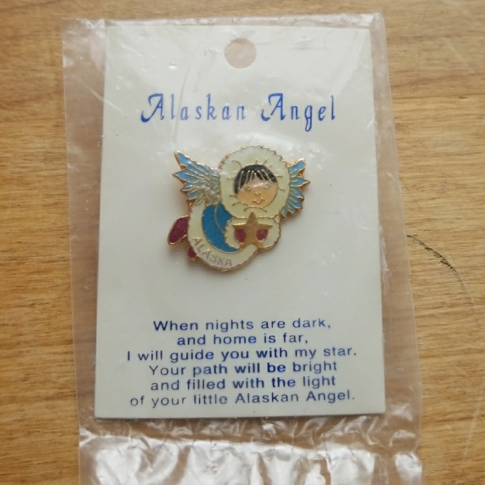NWT Alaskan Angel pin